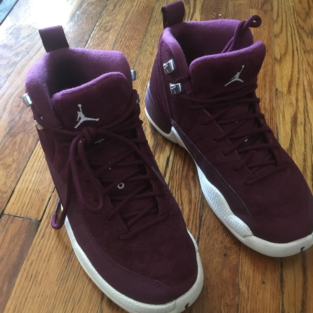 Nike Jordan XII 12 Bordeaux 4.5Y
